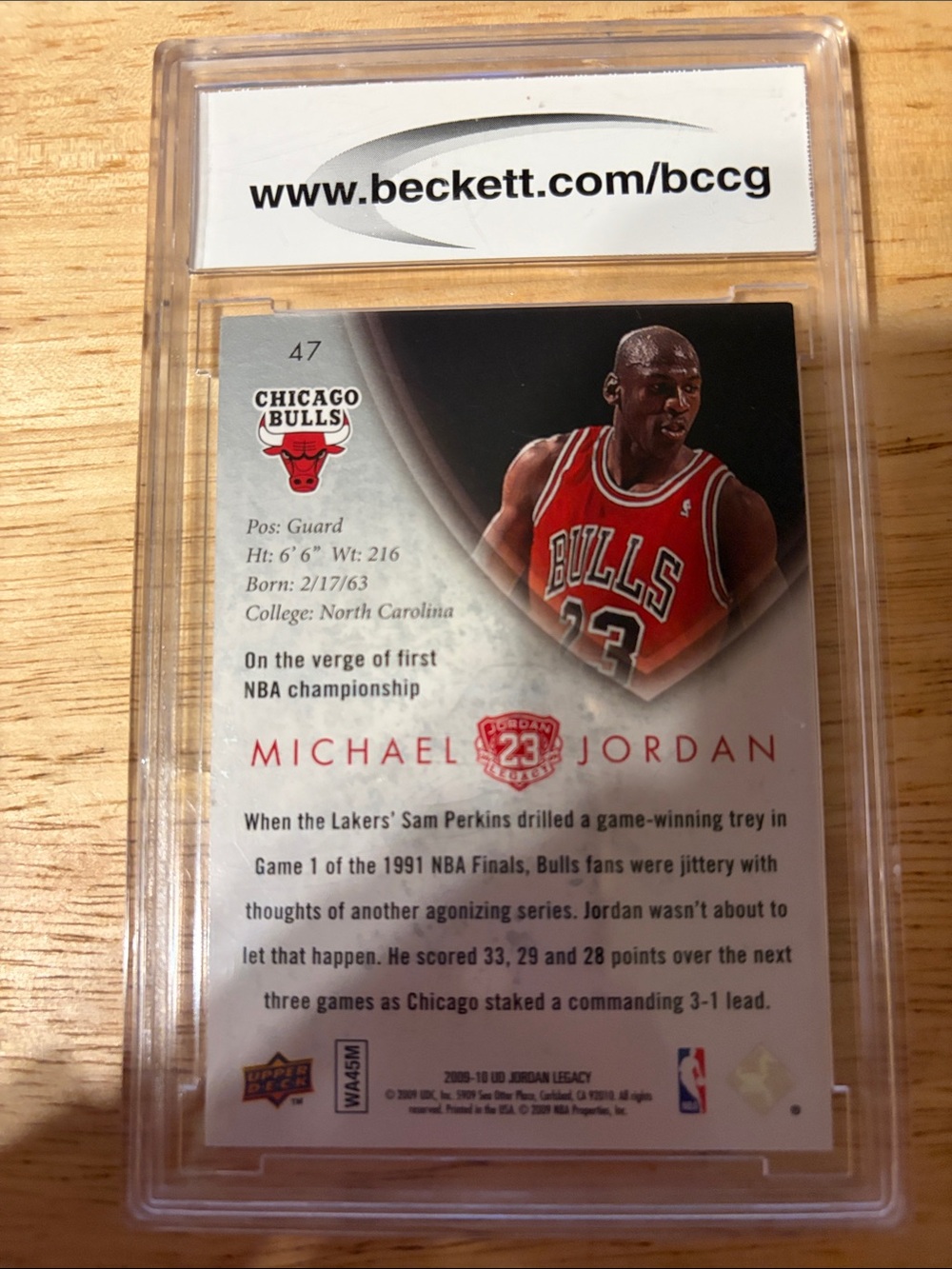 Gold Foil Legacy Basketball Trading Card - Red - Picture 2 of 2